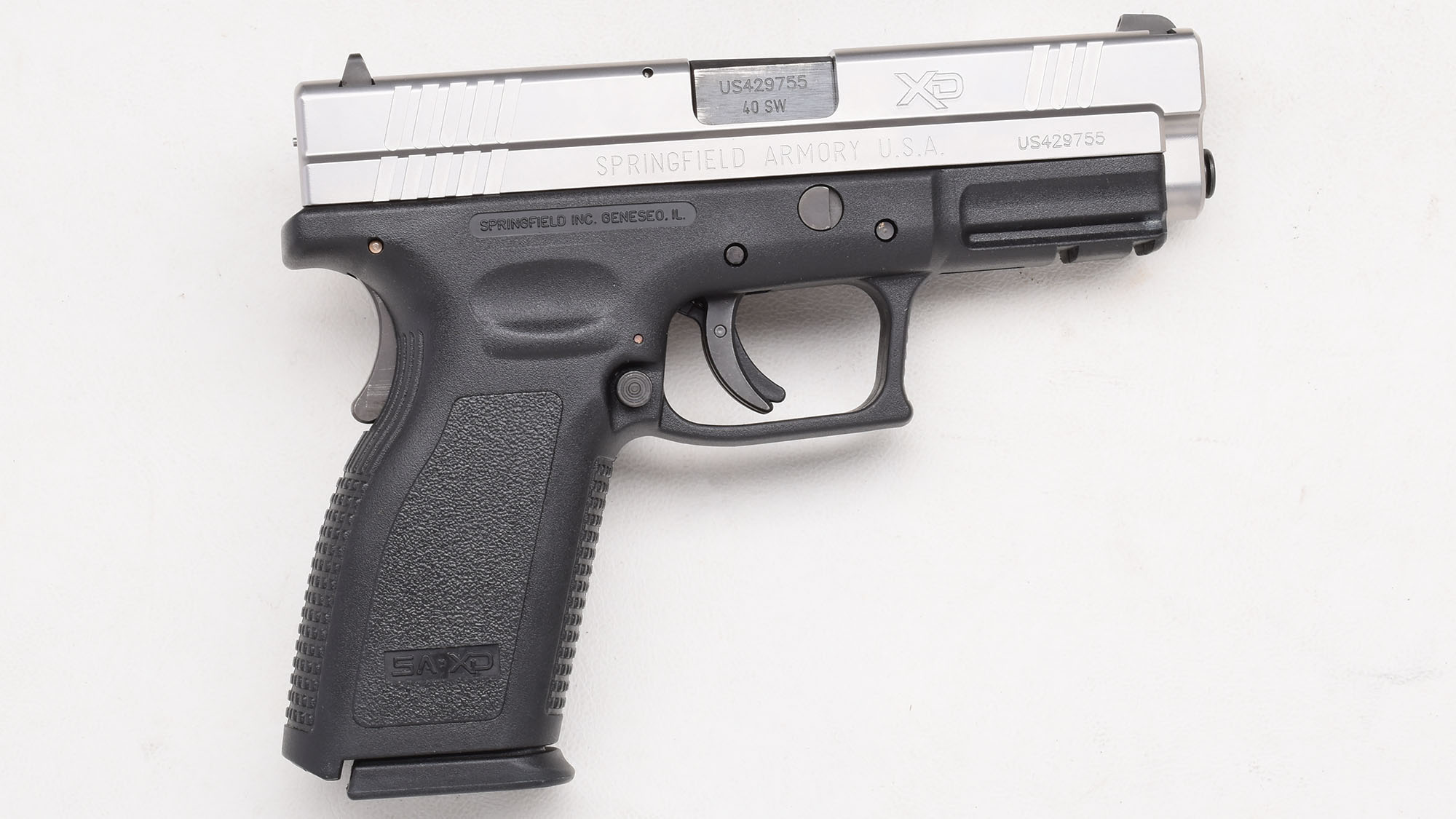 Springfield Armory ~ XD-40 ~ .40 S&ampW - Springfield Armory