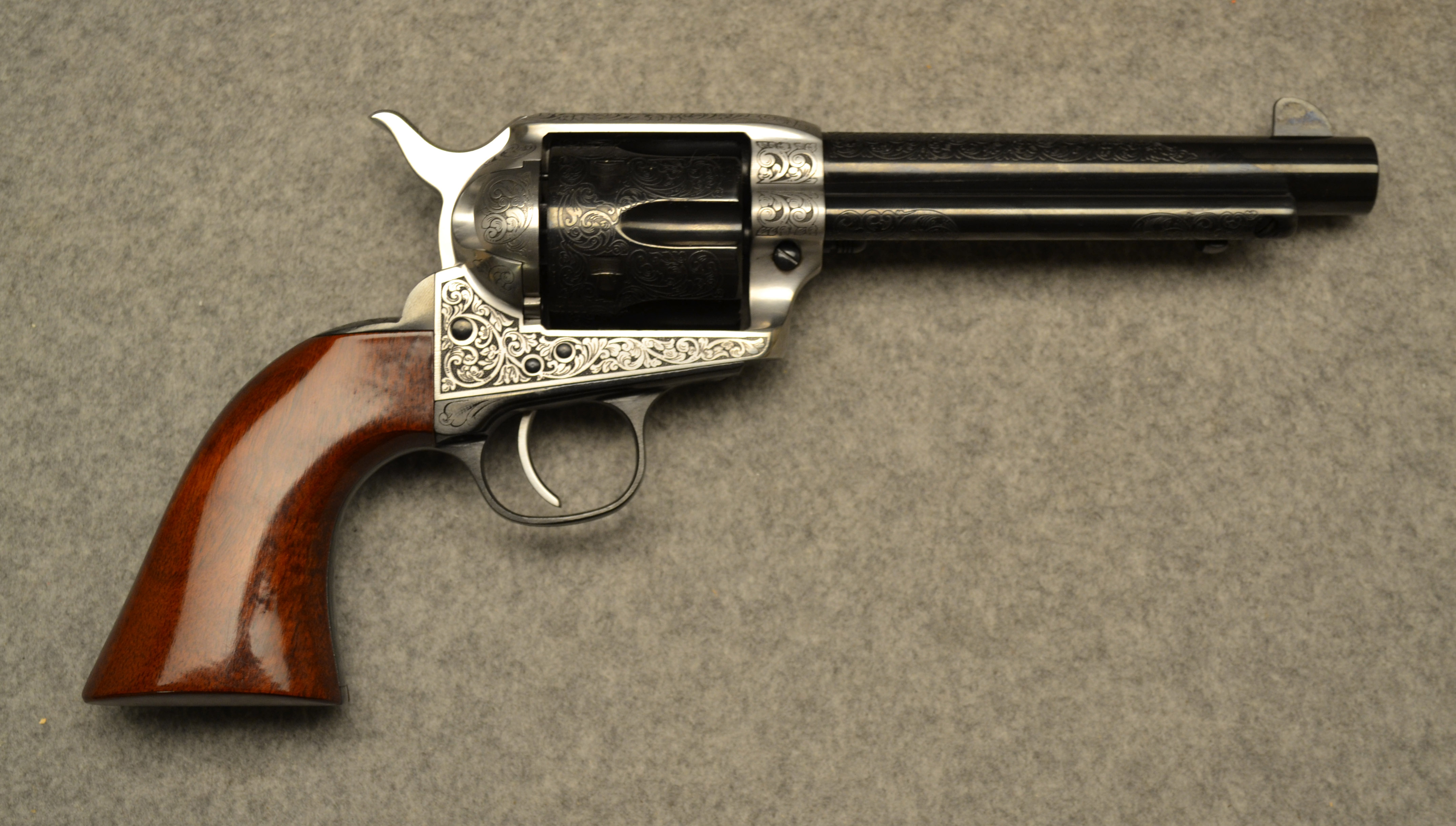 Uberti Revolver - Uberti