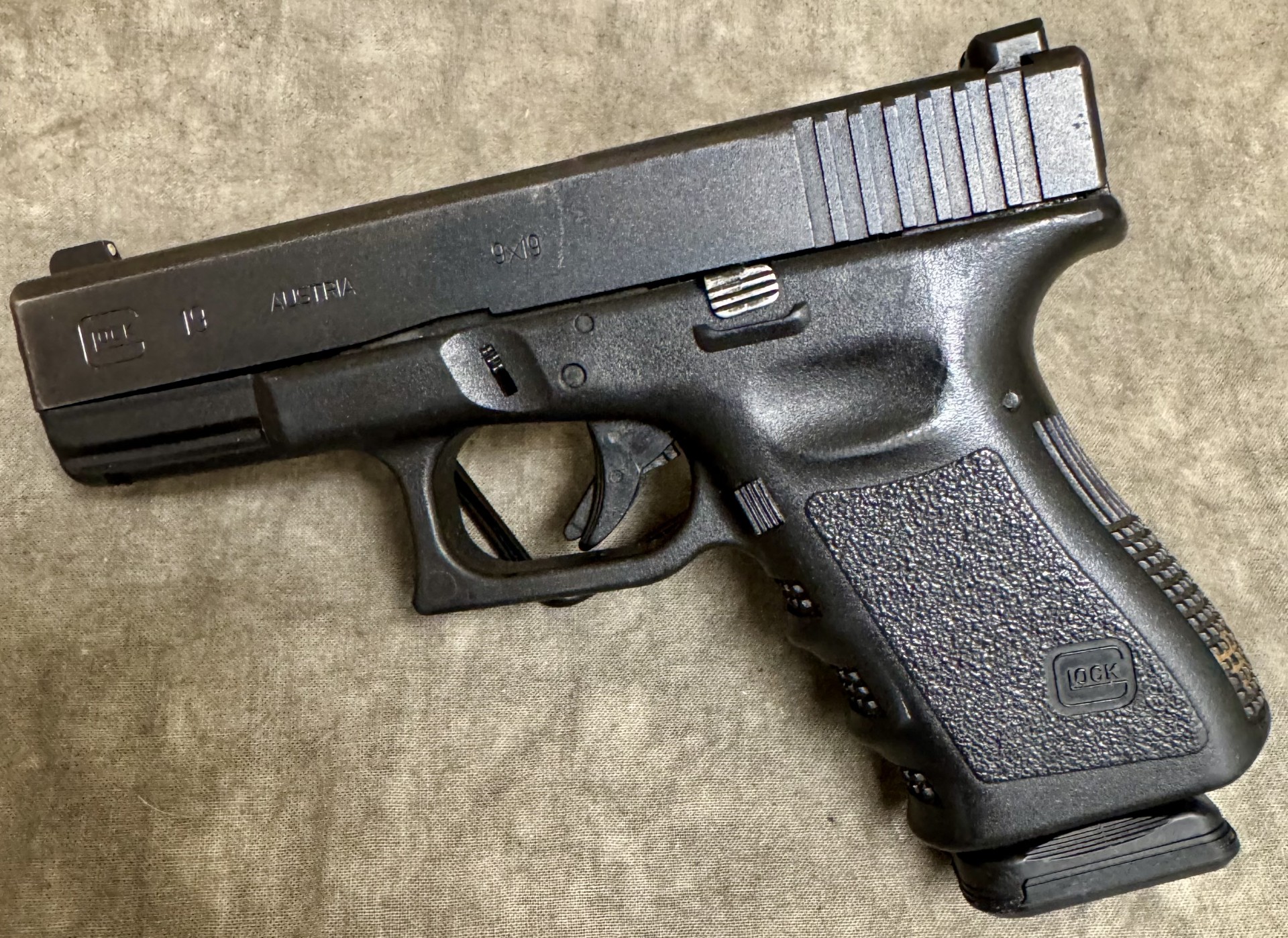 Glock~19~9mm - Glock