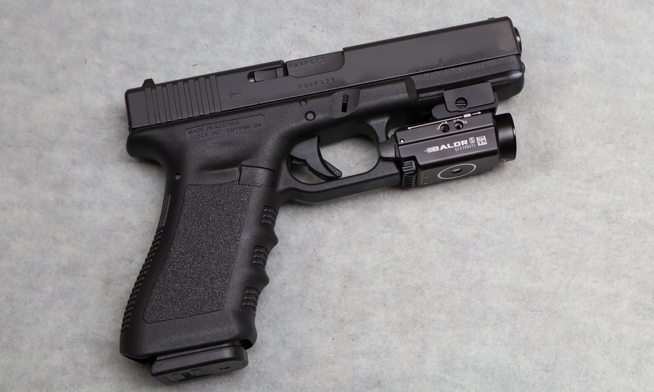 Glock ~ Model 17 ~ 9mm Luger - Glock