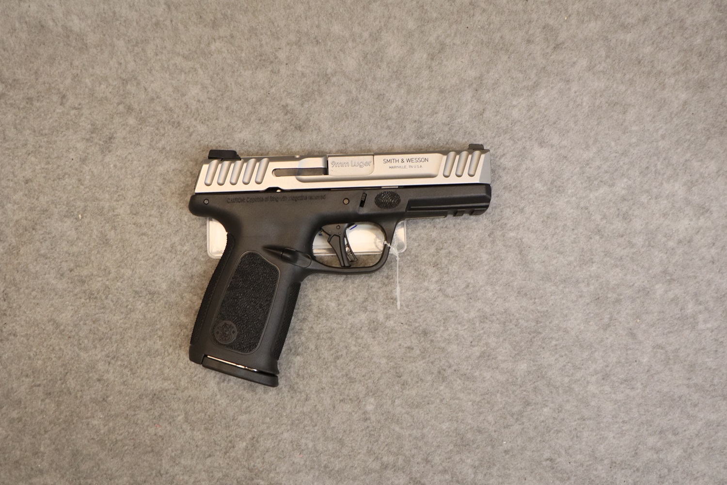 Smith &Wesson ~ SD9 2.0 ~ 9mm - Smith & Wesson