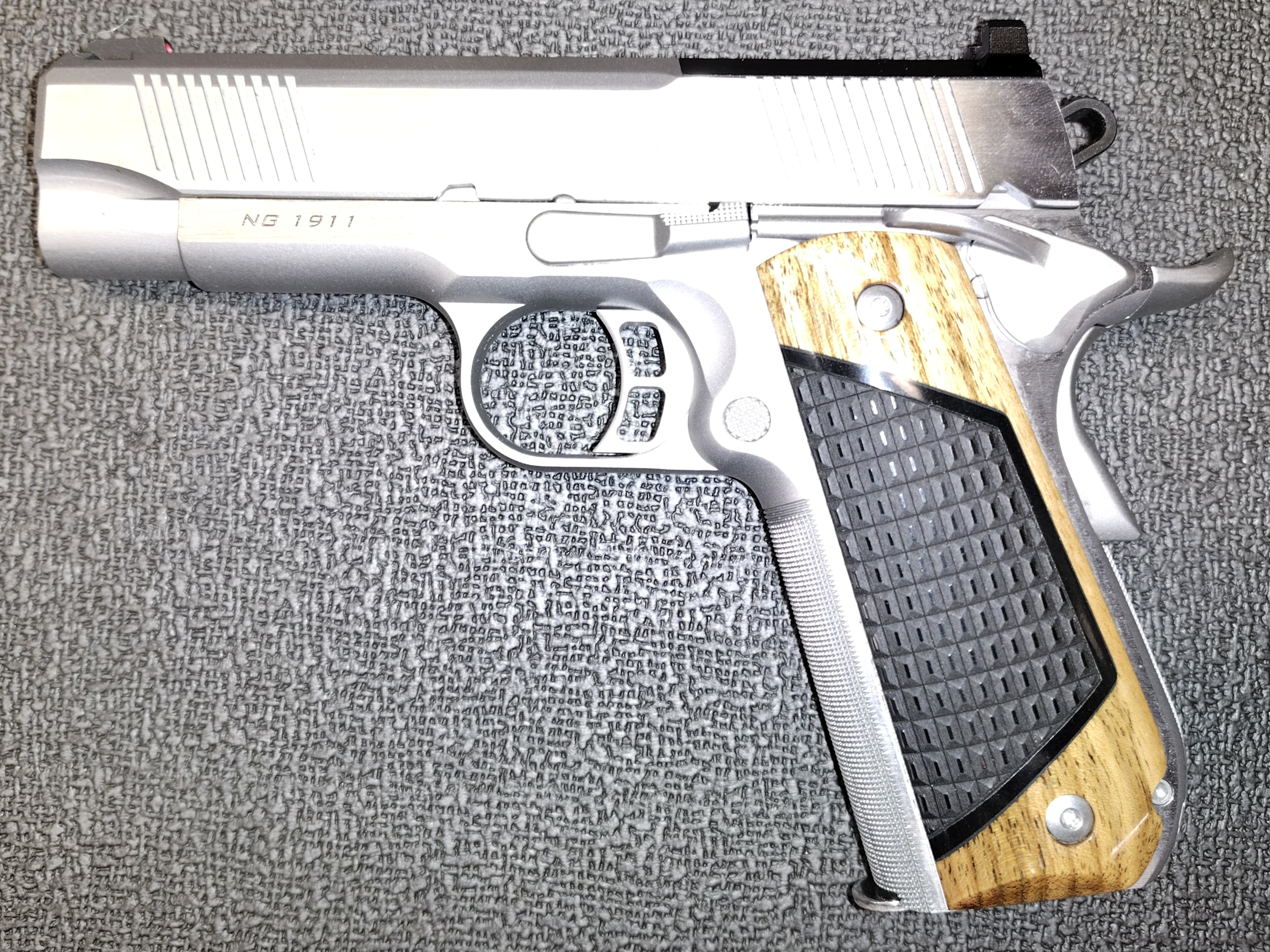 KIMBER ~ NG 1911 ~ 9MM LUGER - Kimber