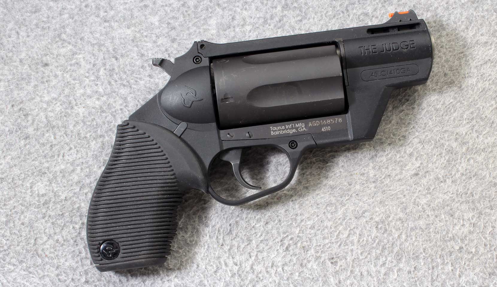 Taurus ~ Judge Public Defender Poly ~ 45 Colt Ctg. / .410 - Taurus