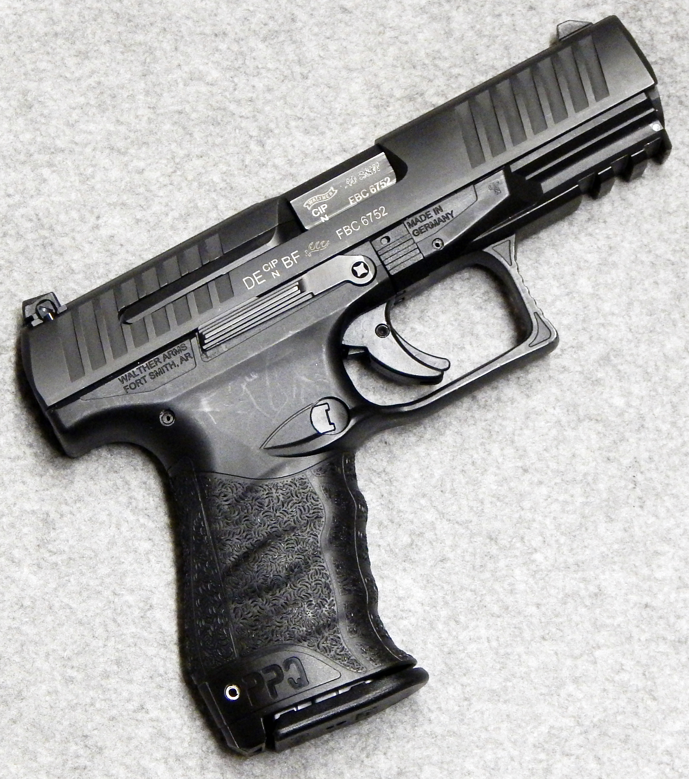 Walther ~ PPQ ~ .40 S&amp;ampW. - Walther Arms