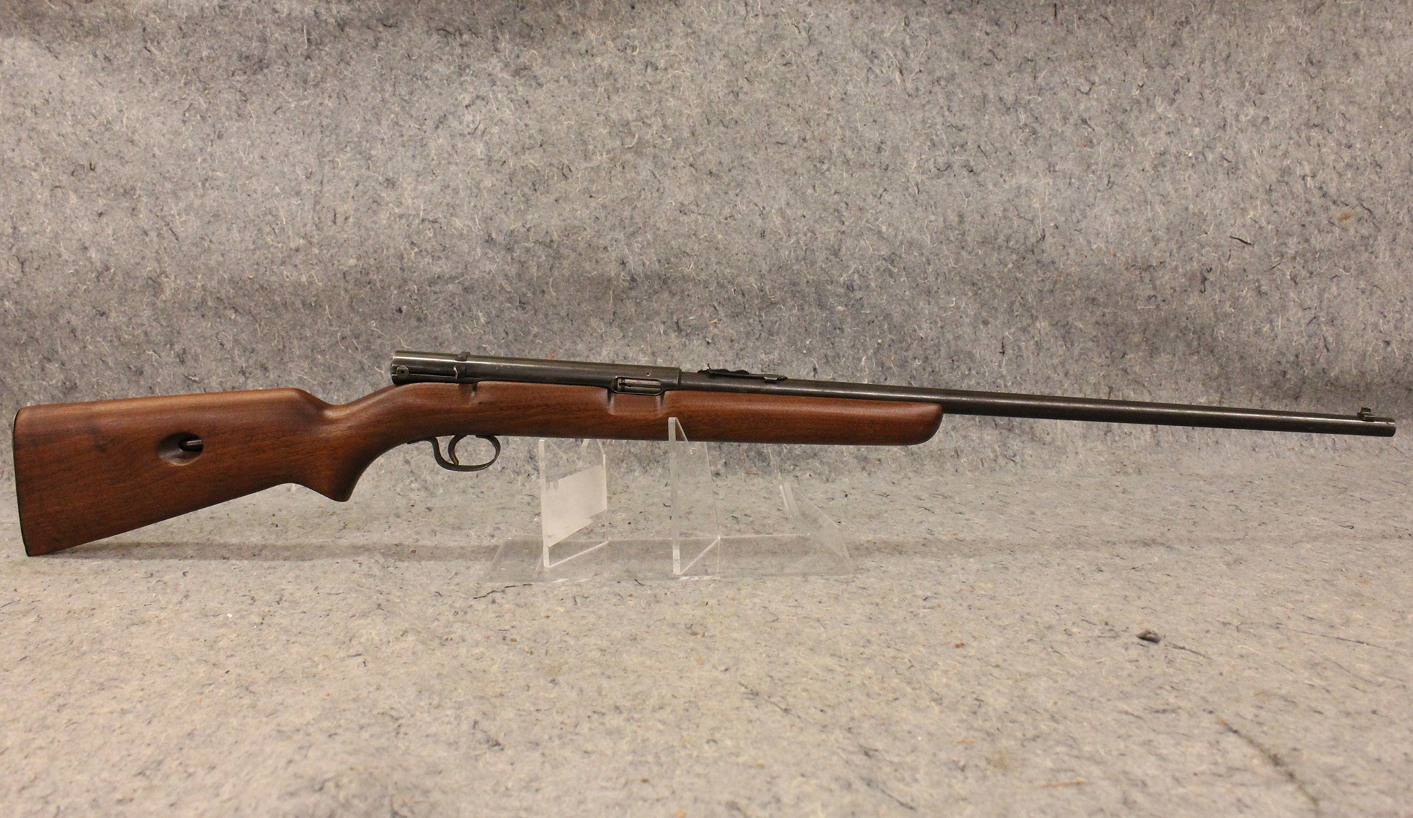 Winchester ~ Model 74 ~ .22 Long Rifle - Winchester