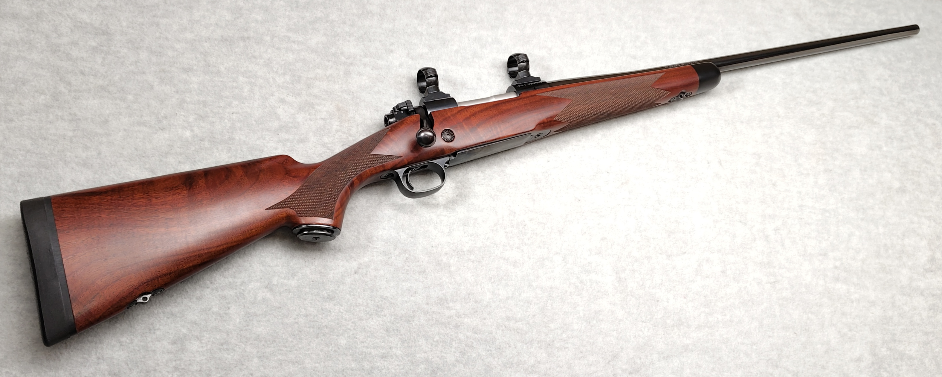 WINCHESTER ~ Model 70 Classic Super Grade ~ .270 WSM - Winchester