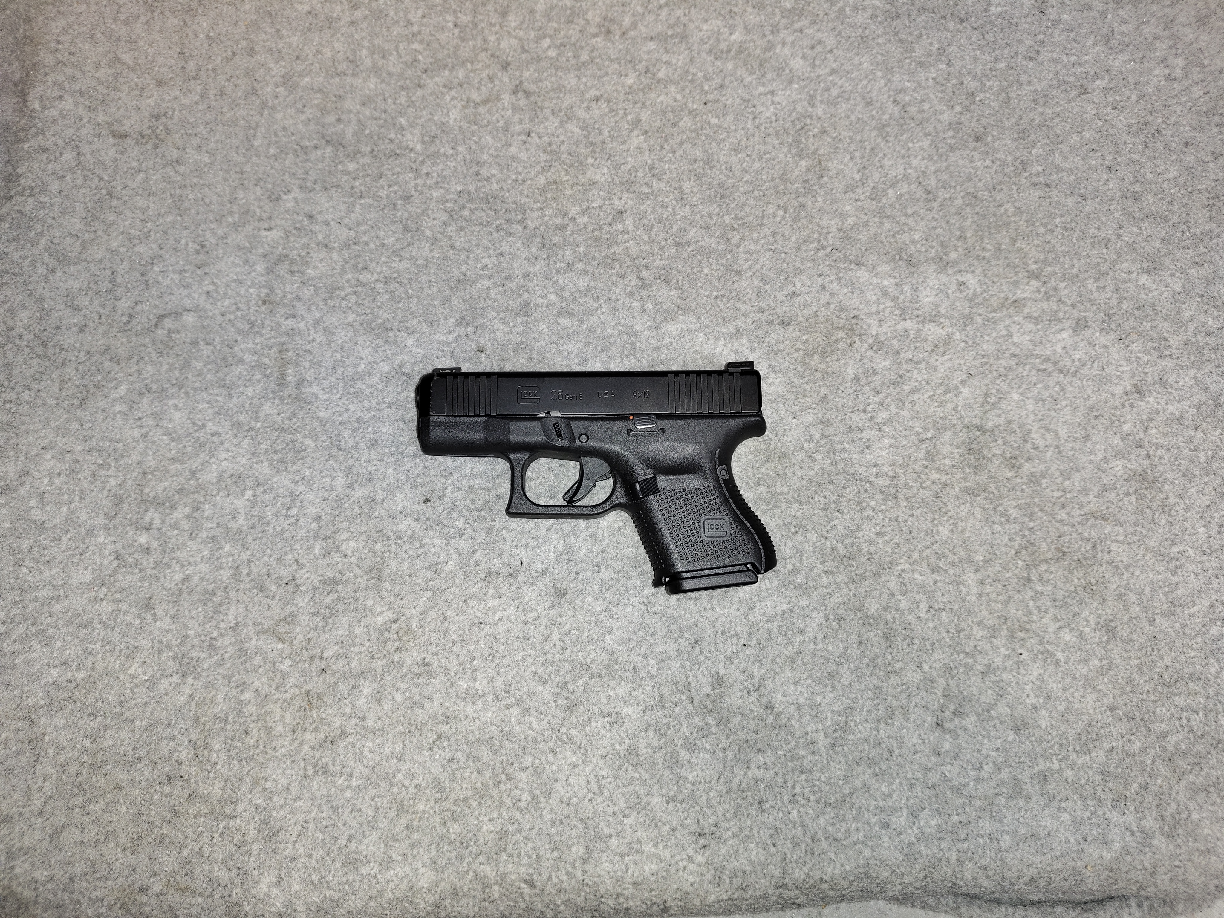 GLOCK ~ 26 GEN 5 ~ 9MM LUGER - Glock
