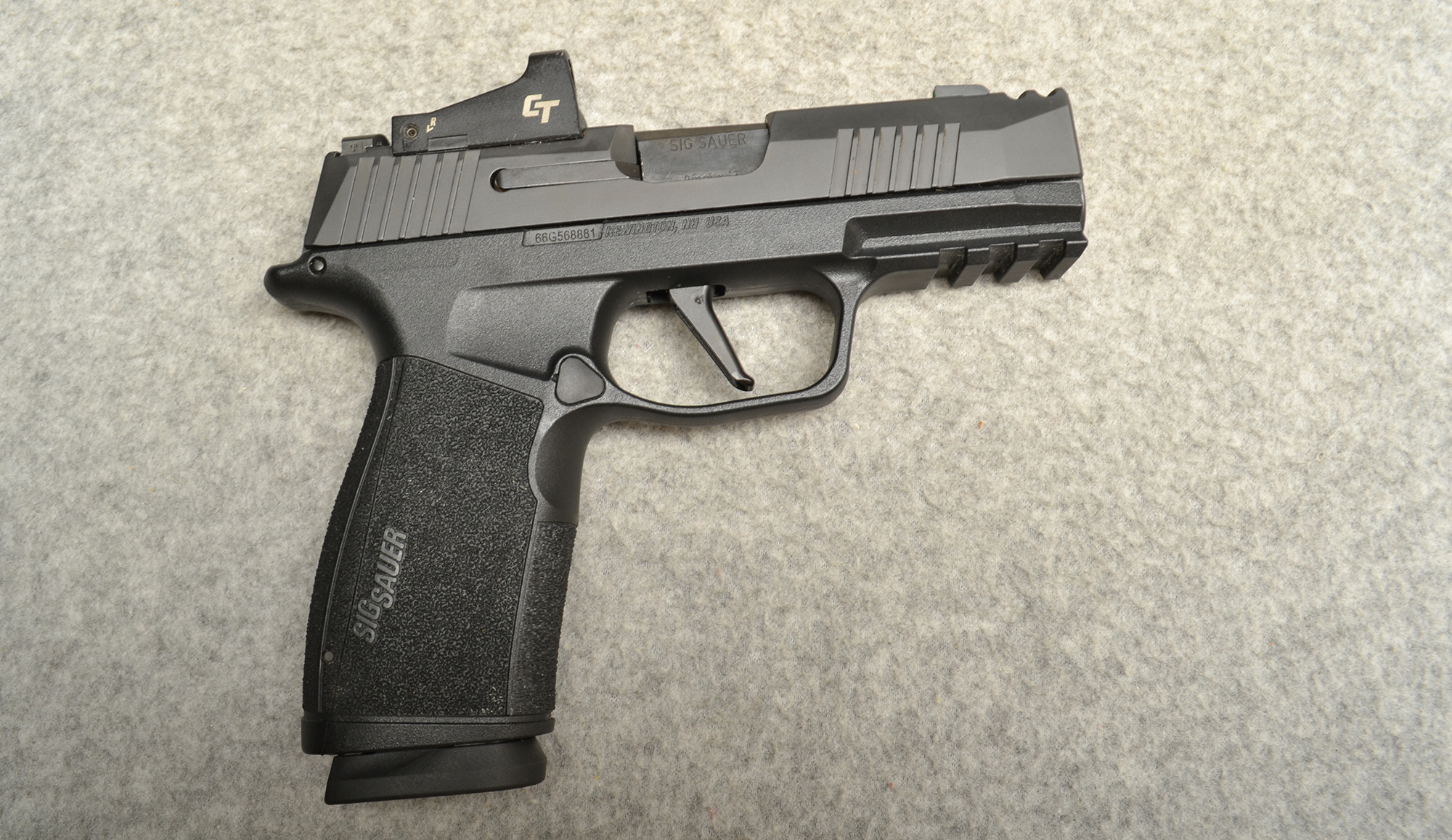 SIG Sauer ~ P365 XMacro ~ 9mm Luger - Sig Sauer