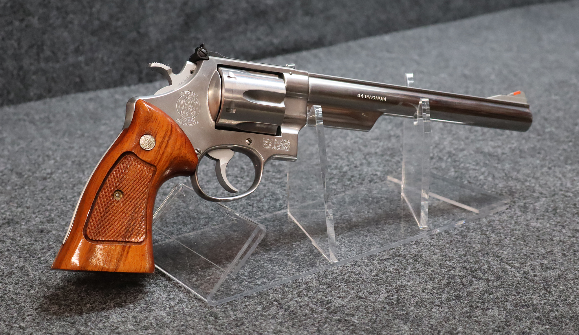 Smith &Wesson ~ Model 629 ~ .44 Magnum (5680921) - Smith & Wesson