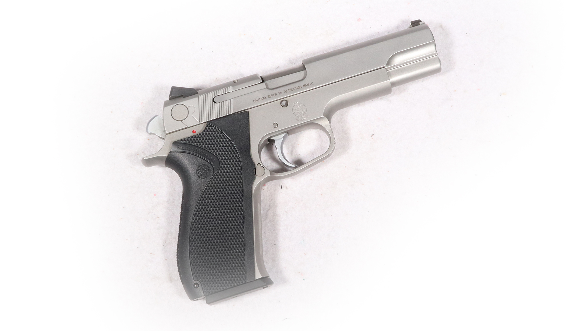 Smith & Wesson ~ 1046 ~ 10mm Auto