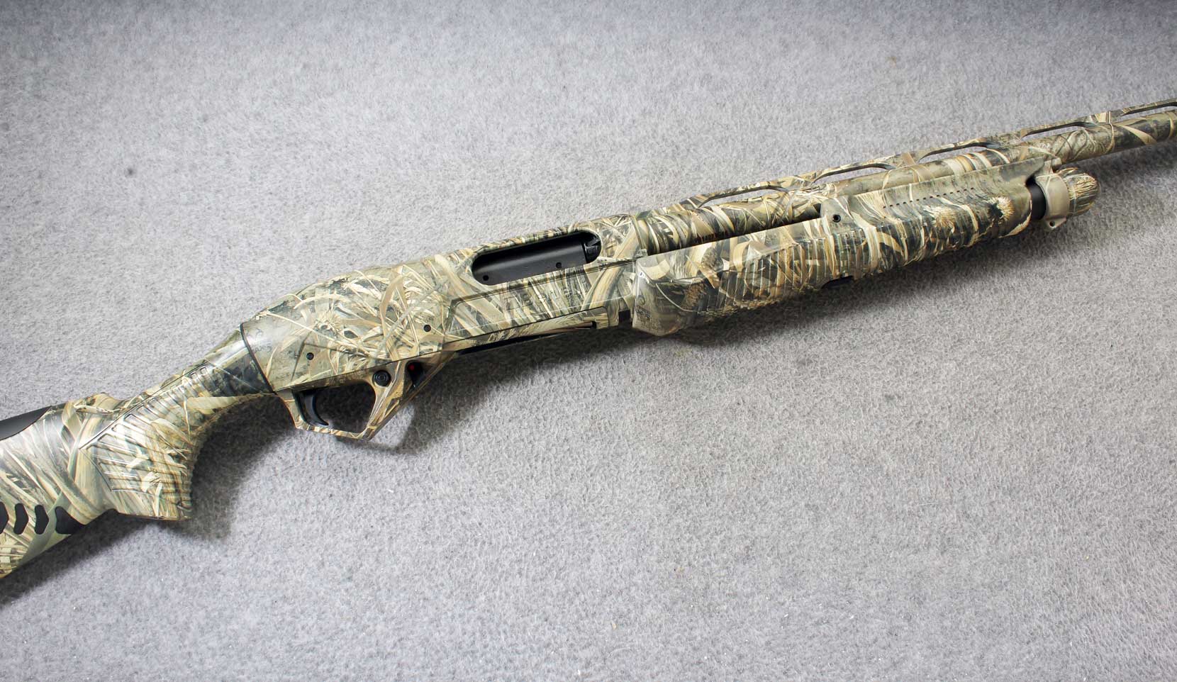 Benelli ~ SuperNova Camo ~ 12 Gauge - Benelli