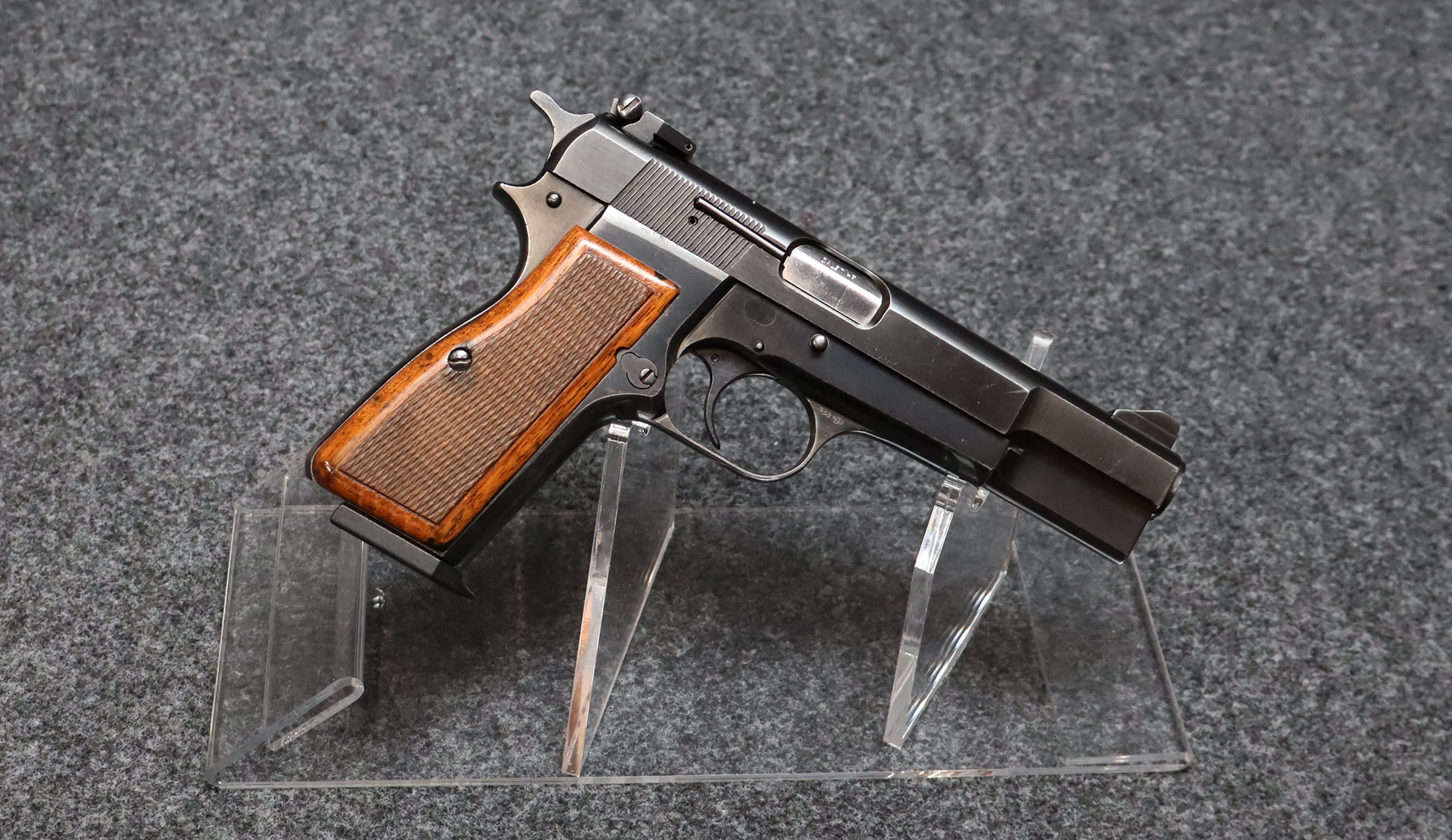 Browning ~ Hi-Power ~ 9mm Luger (5682346)