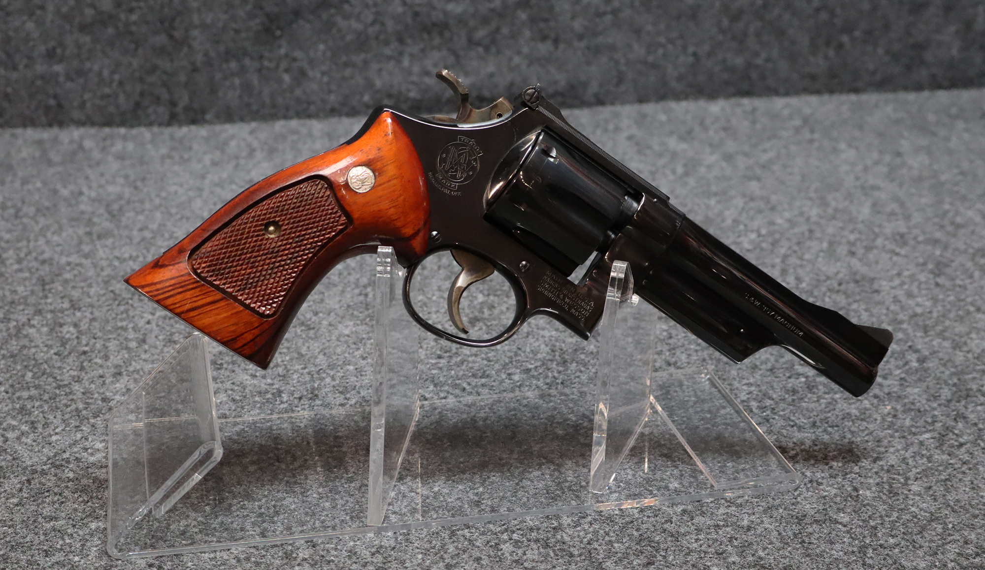 Smith &Wesson ~ Model 27-2 ~ .357 Magnum (5682352) - Smith & Wesson