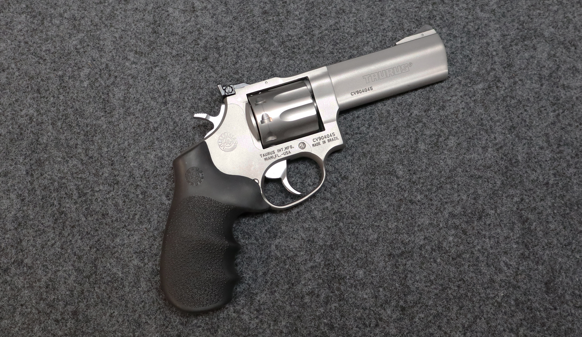 Taurus ~ Model 990 Tracker ~ .22 Long Rifle (5682698)