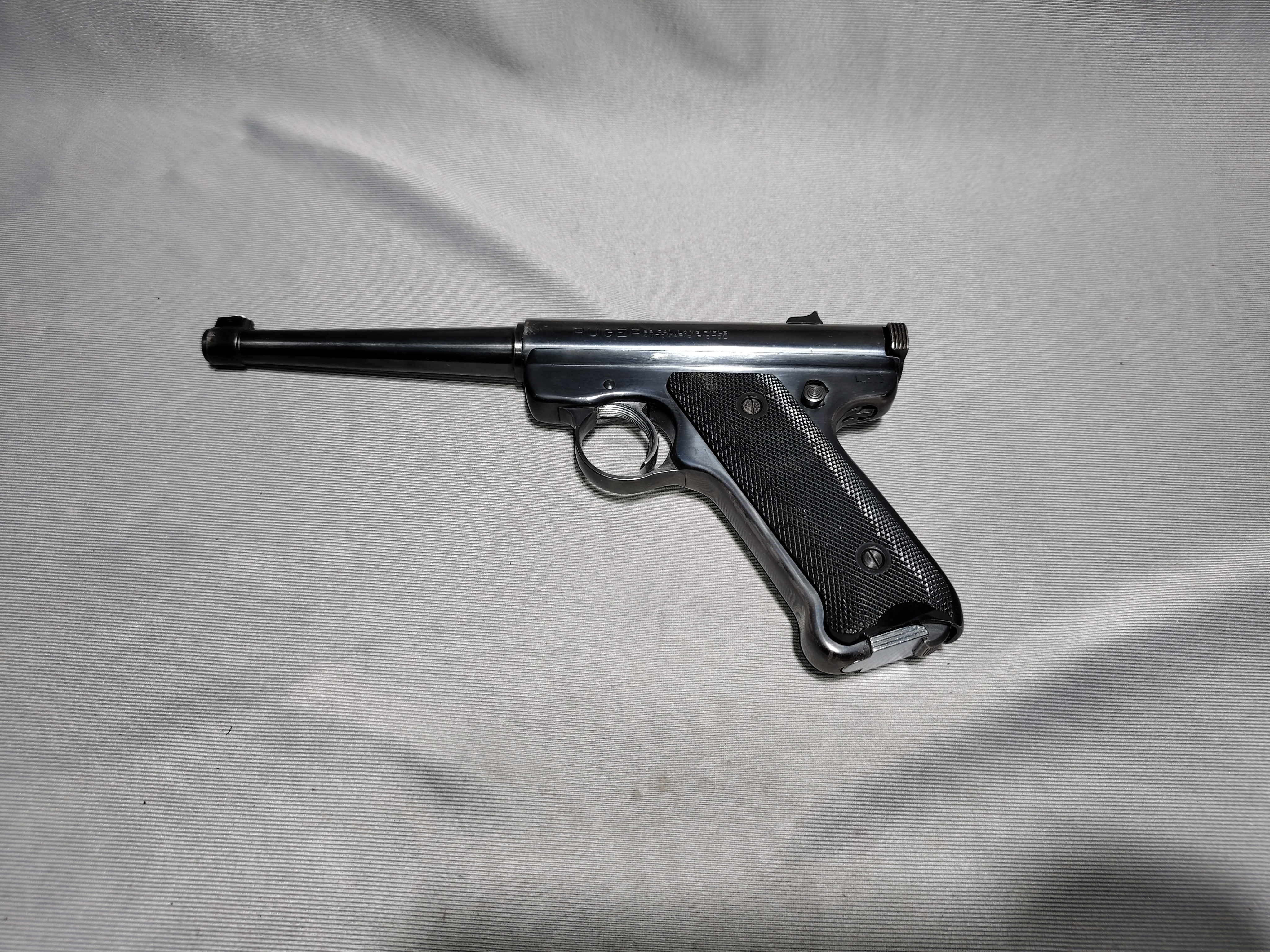 RUGER ~ AUTOMATIC PISTOL ~ .22 LONG RIFLE - Ruger