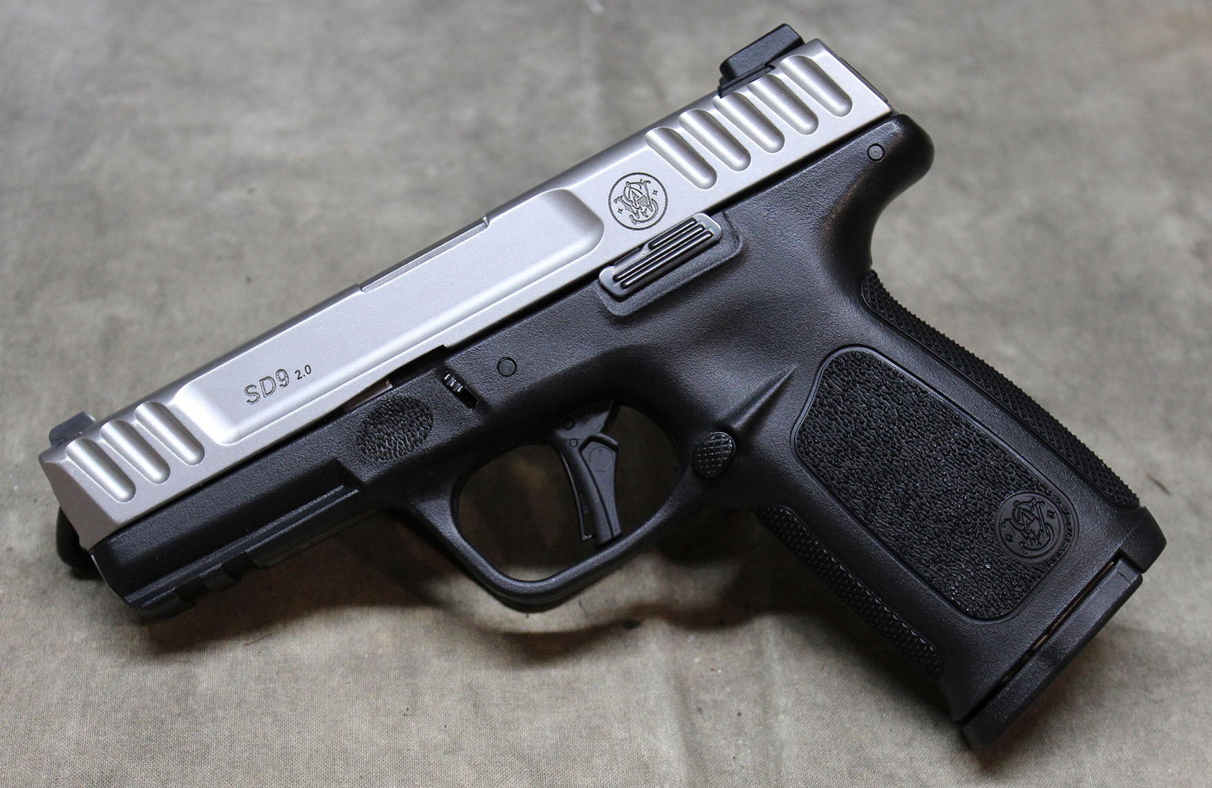 Smith &Wesson ~ SD9 2.0 ~ 9mm - Smith & Wesson