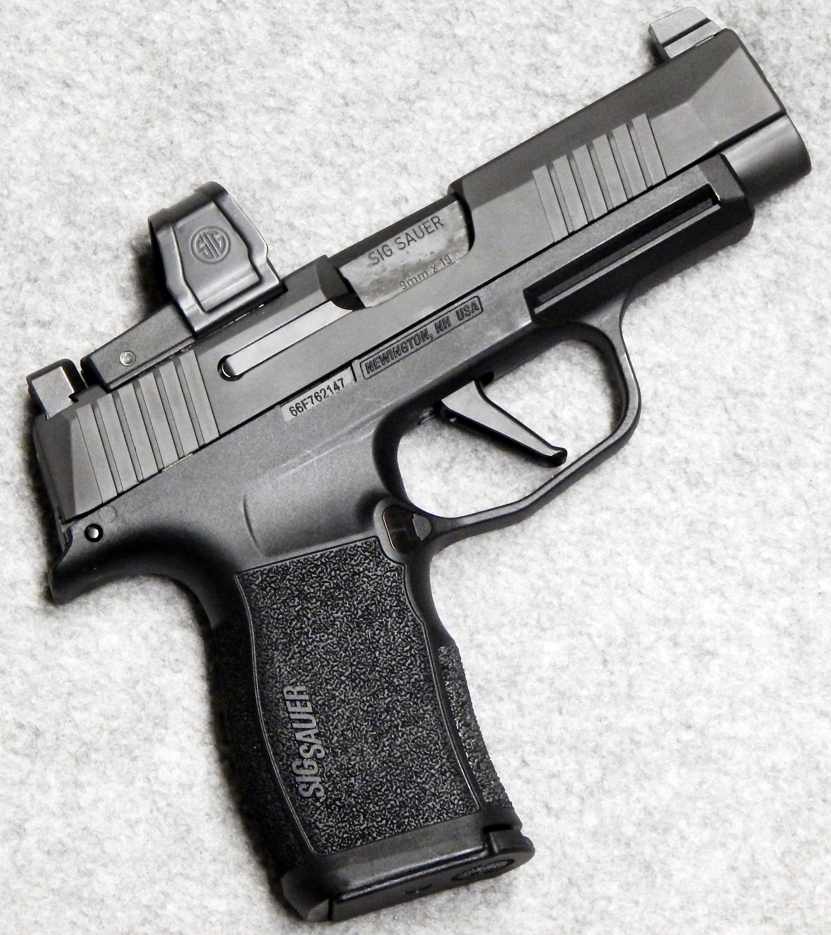 SIG SIG Sauer ~ P365XLR ~ 9 mm Luger. - $549.99 at Bass Pro Shops