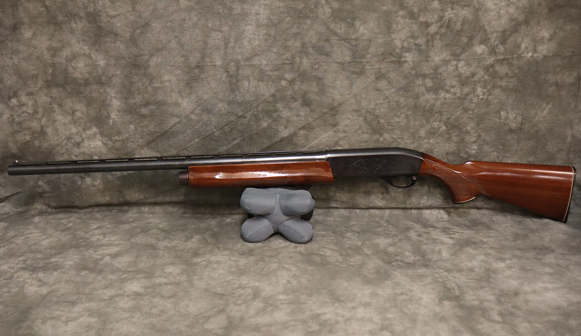 REMINGTON ~ 1100 ~ 12 Gauge