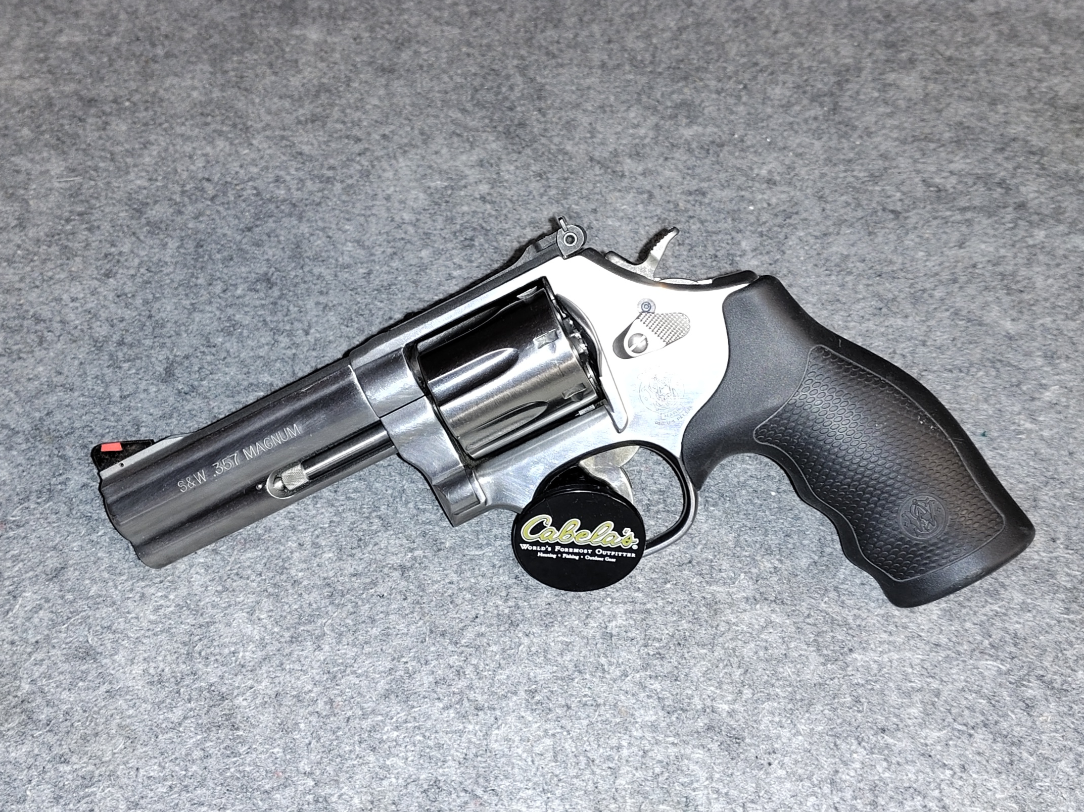 SMITH & WESSON ~ 686-6 ~ .357 MAGNUM