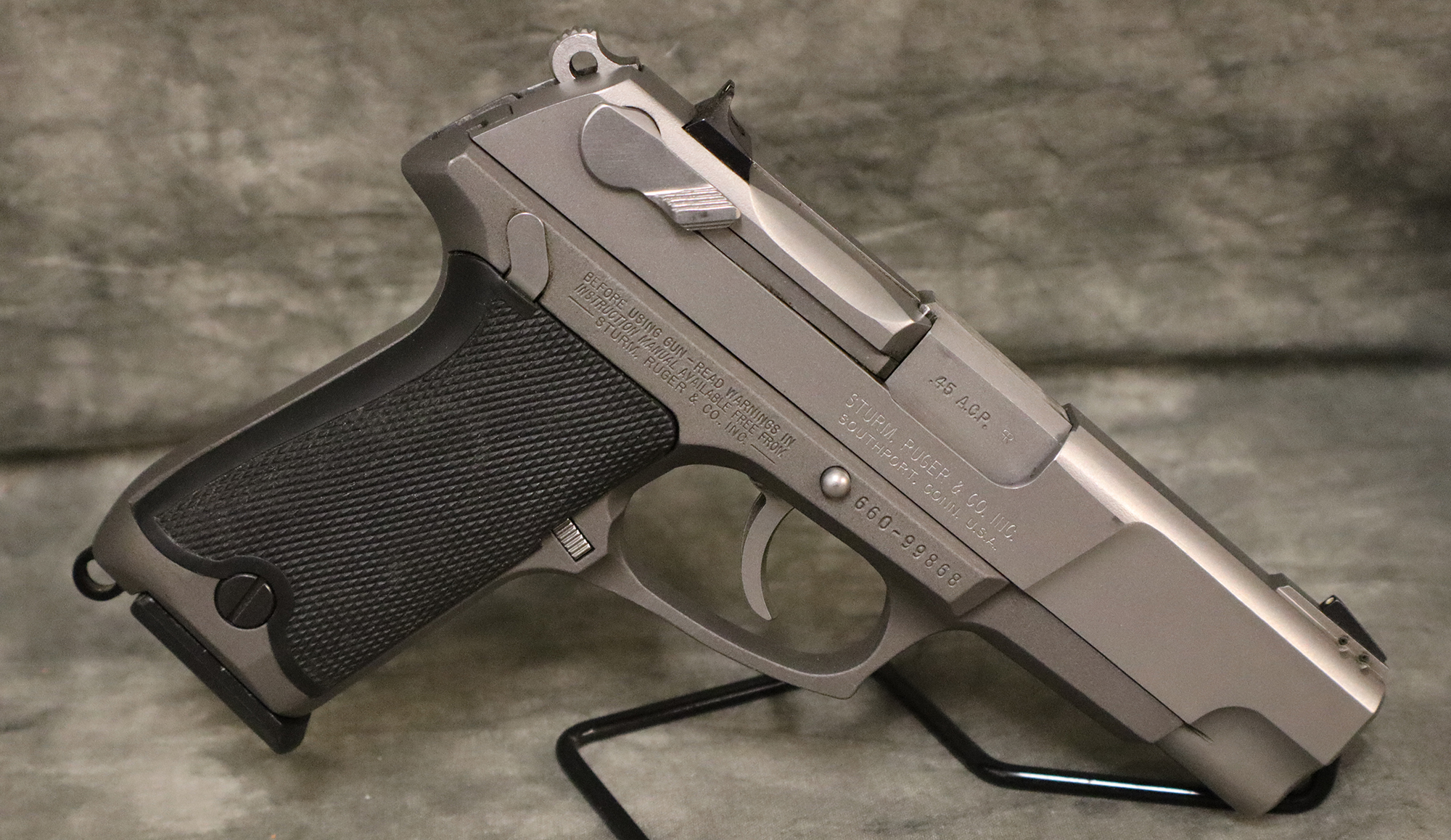 Ruger~P90~45 ACP - Ruger