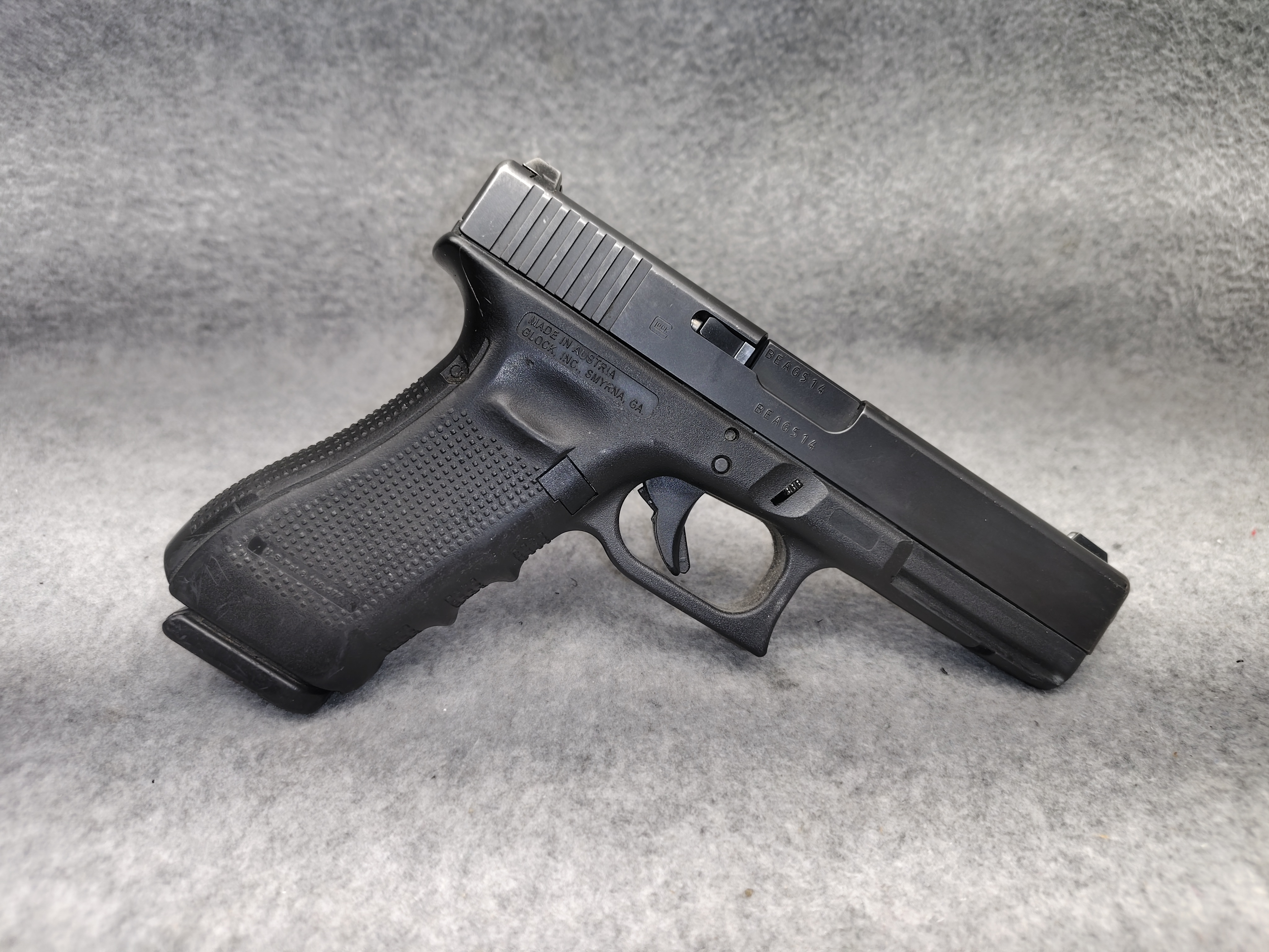 GLOCK ~ 17 GEN 5 ~ 9MM LUGER - Glock