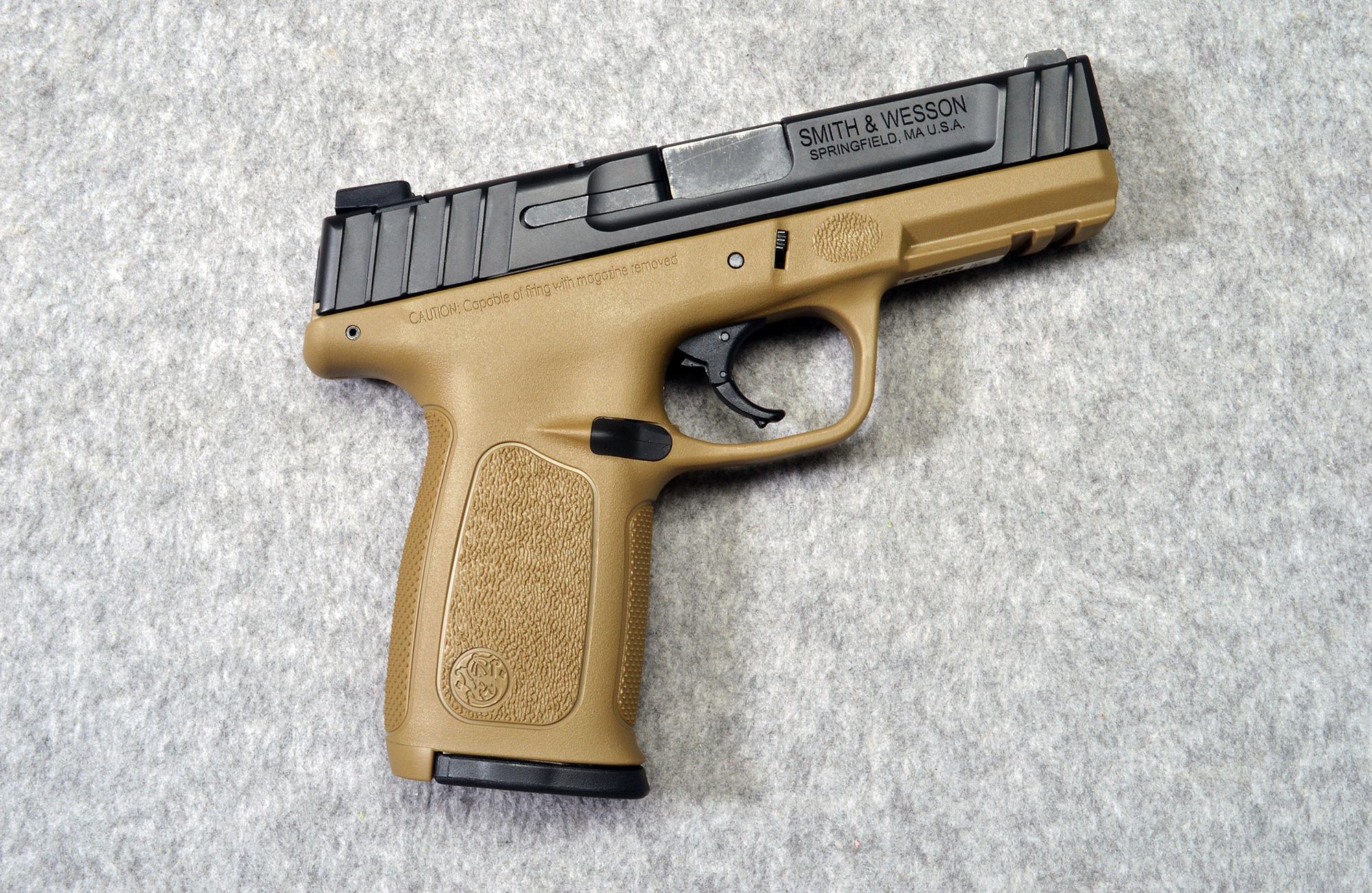 Smith &Wesson ~ SD40 ~ .40 S&ampW - Smith & Wesson