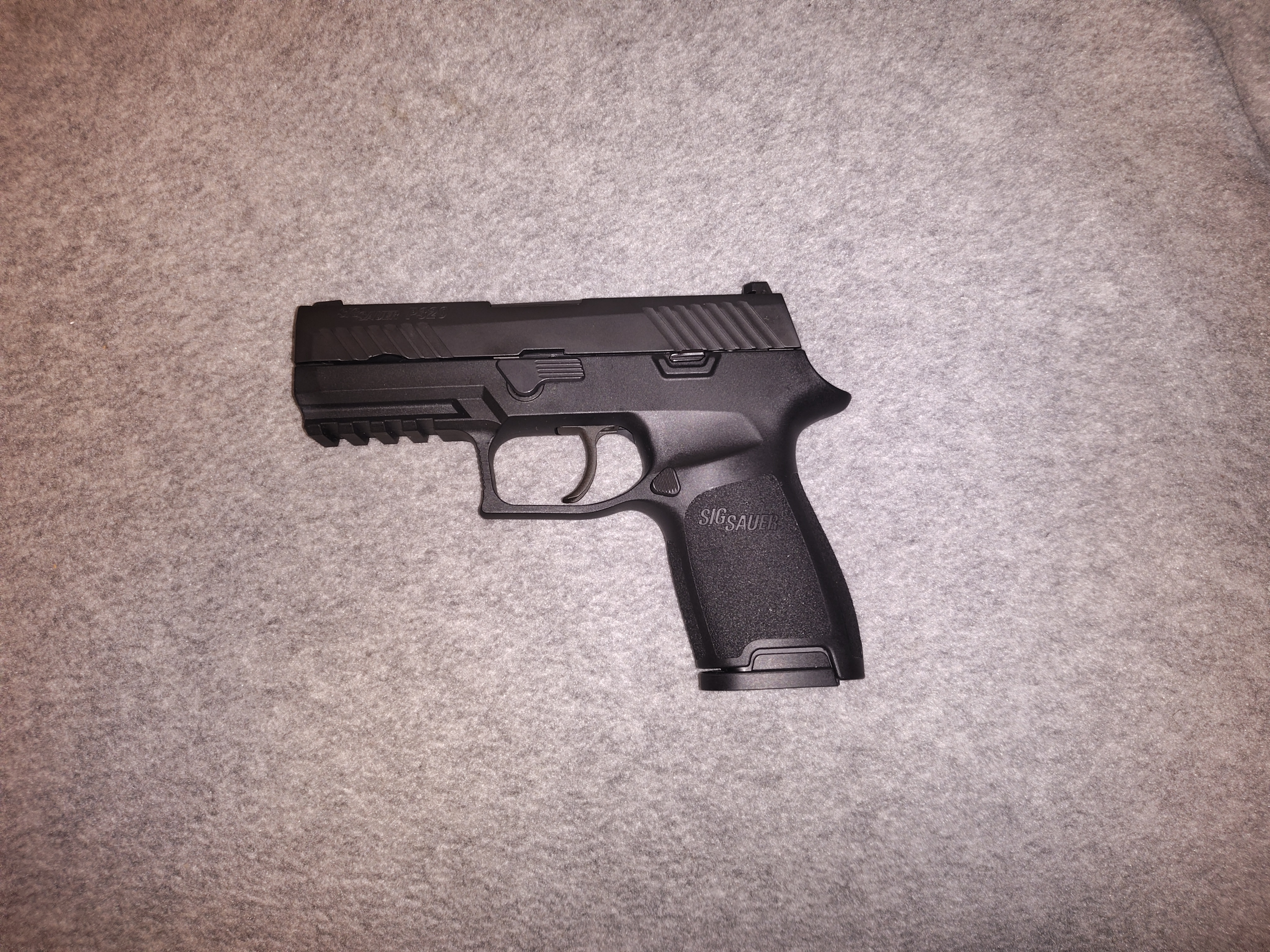 SIG SAUER ~ P320C ~ 9MM LUGER - Sig Sauer