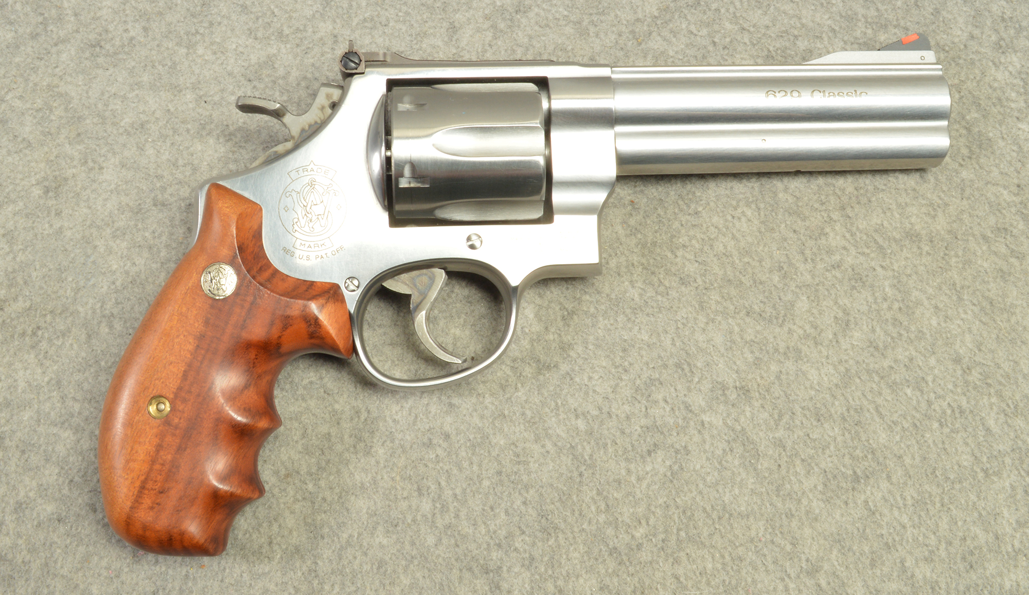 Smith &Wesson ~ 629 Classic ~ .44 Magnum - Smith & Wesson