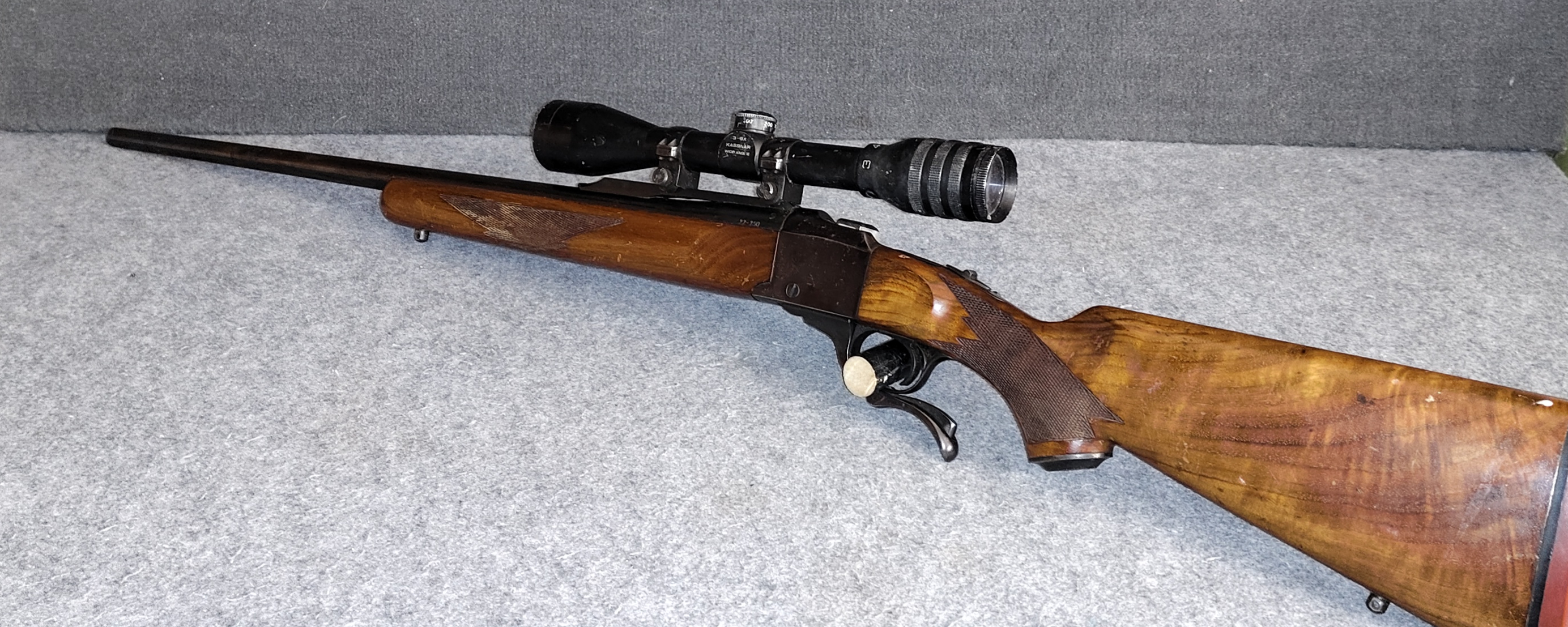 RUGER ~ NO 1 ~ .22-250 REMINGTON