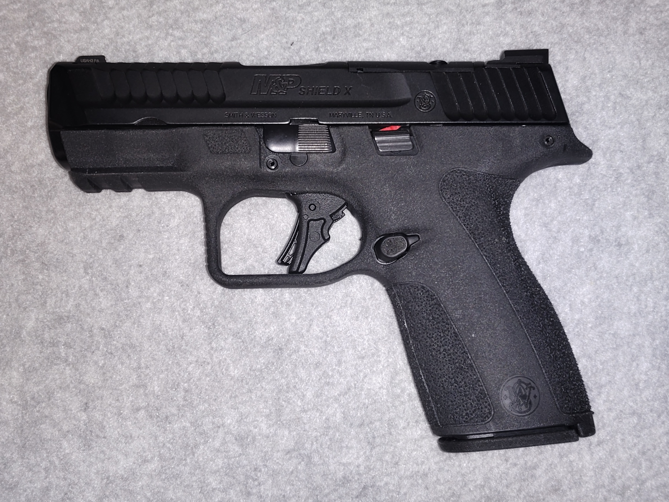 SMITH &WESSON ~ M&ampP SHIELD X ~ 9MM LUGER - Smith & Wesson