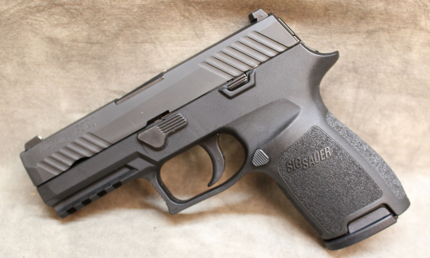Sig Sauer ~ P320 ~ 9mm Luger