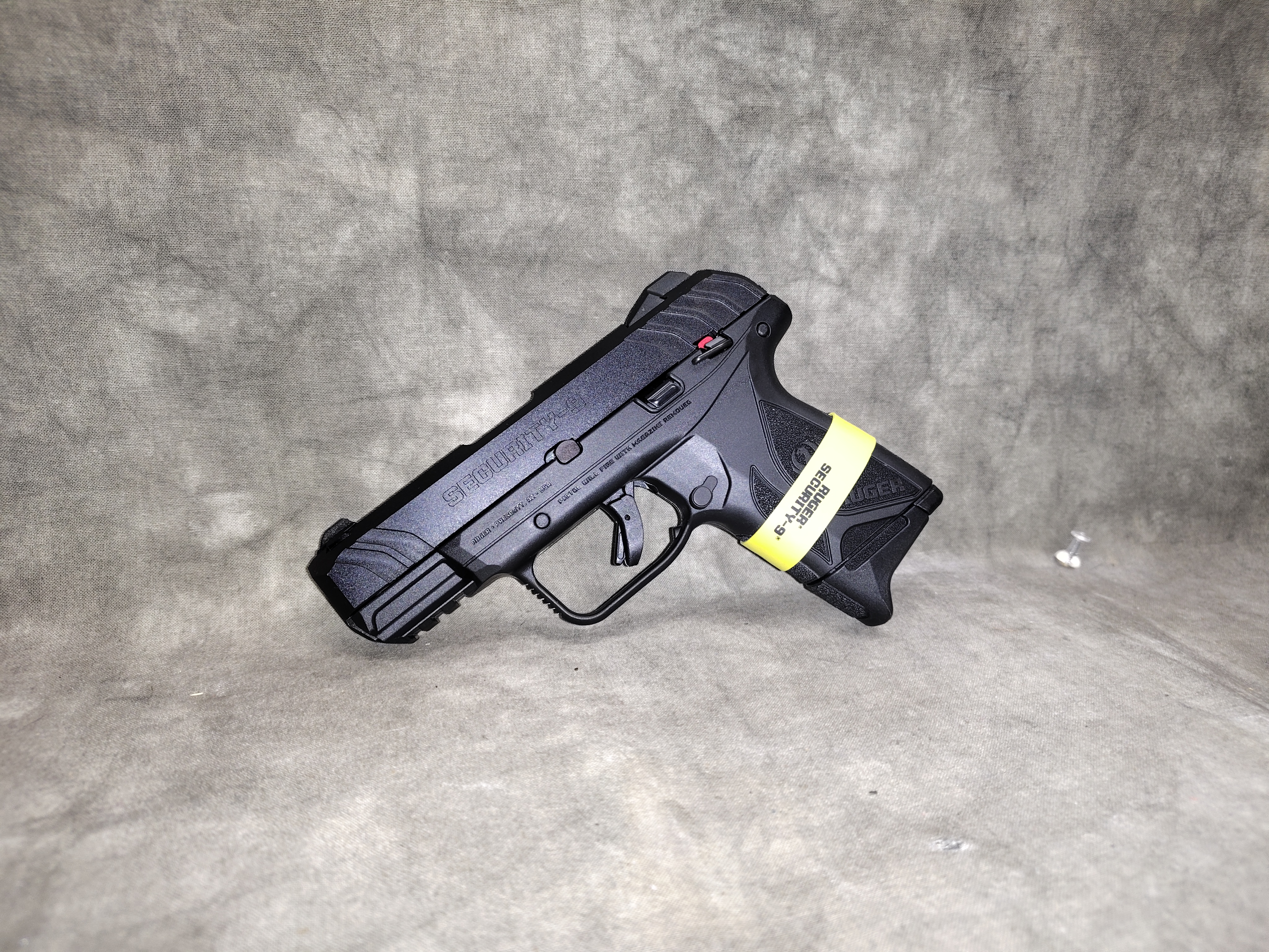 RUGER ~ SECURITY 9 ~ 9MM LUGER - Ruger