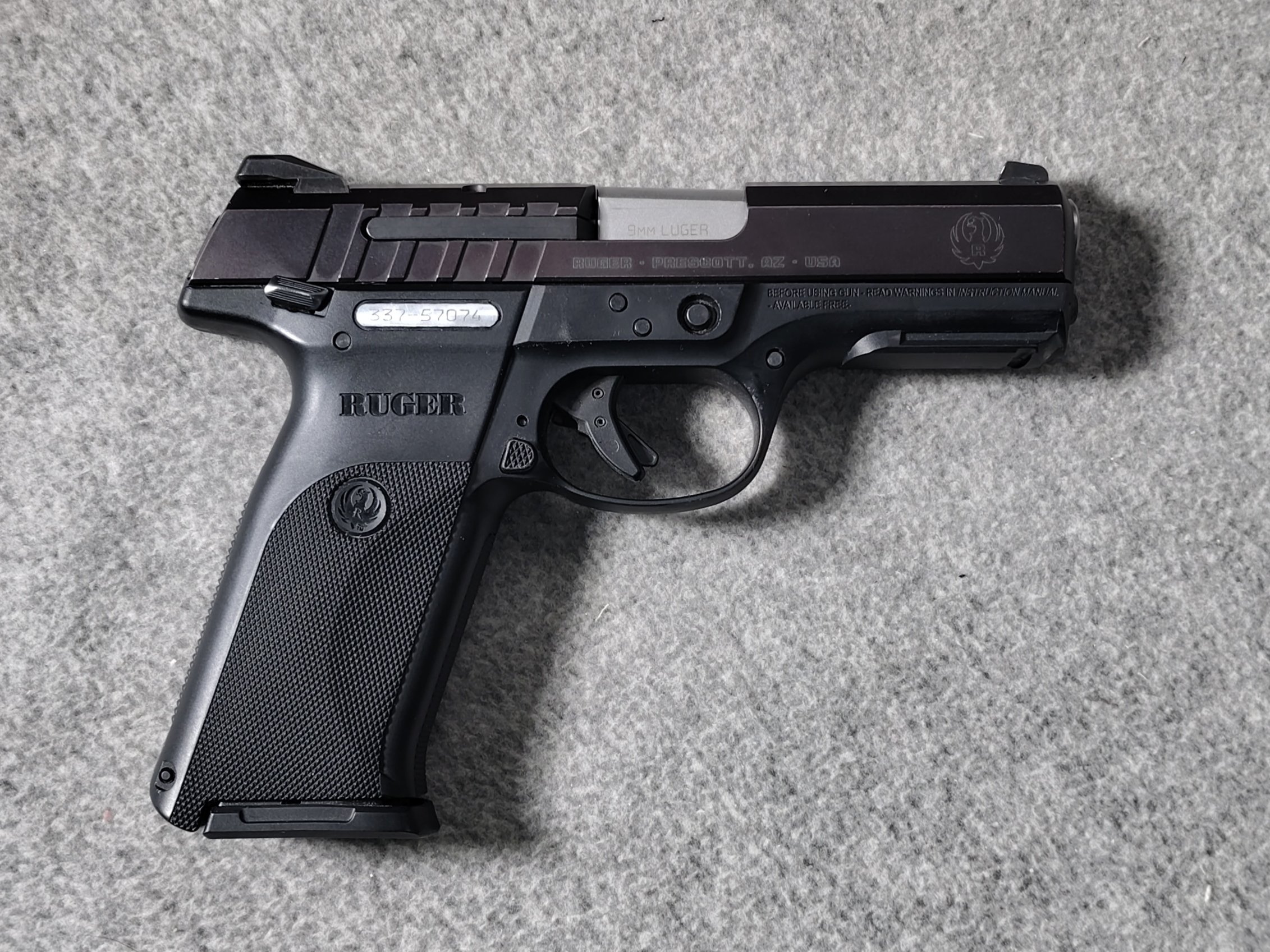 RUGER ~ 9E ~ 9MM LUGER - Ruger