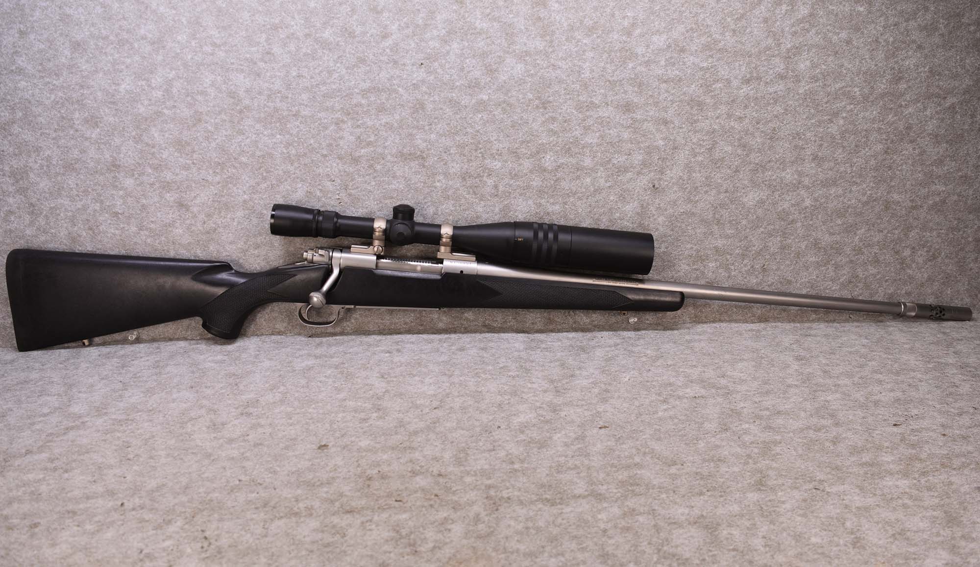 WINCHESTER ~ 70 ~ 7MM REMINGTON MAG