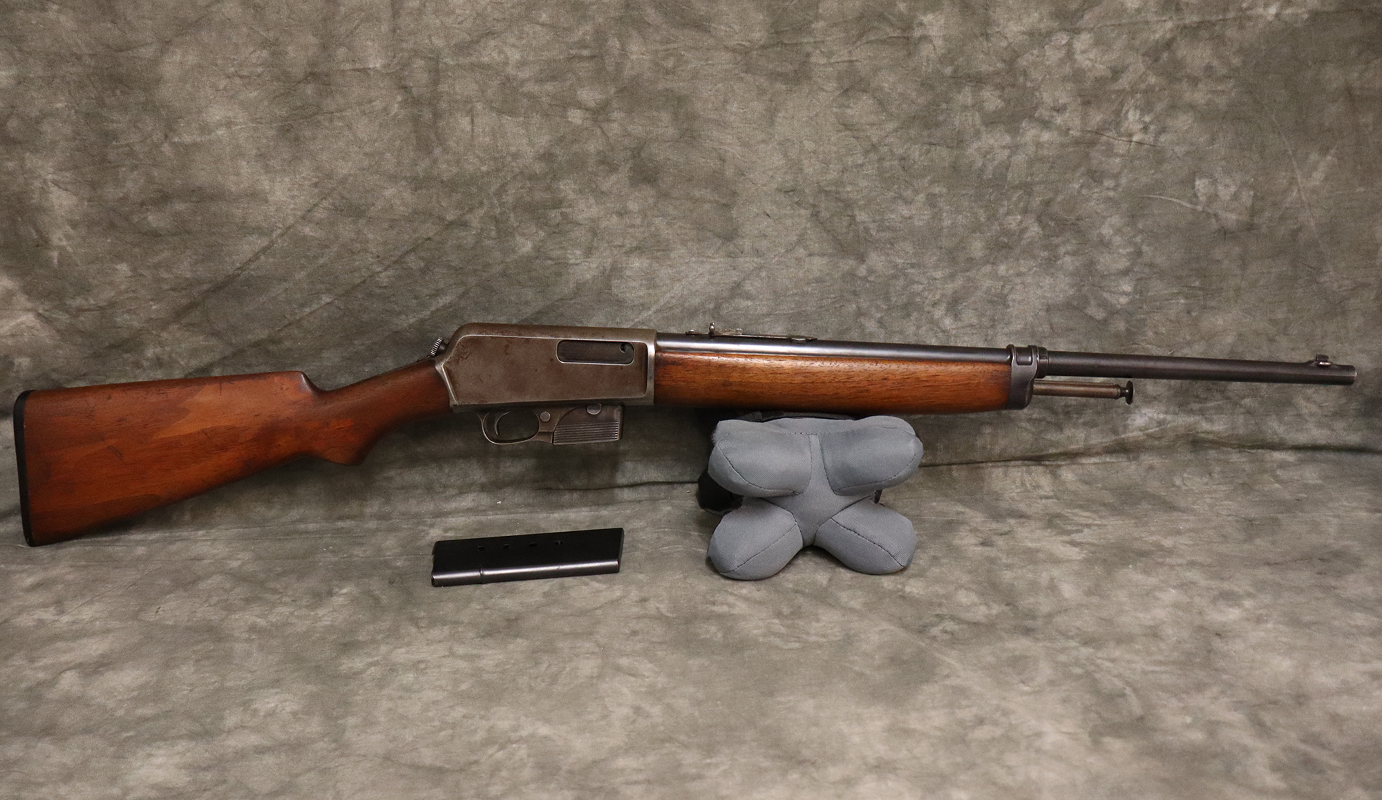 WINCHESTER ~ 1907SL ~ .351 WSL