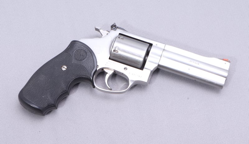 Rossi ~ M711 ~ 357 Mag.