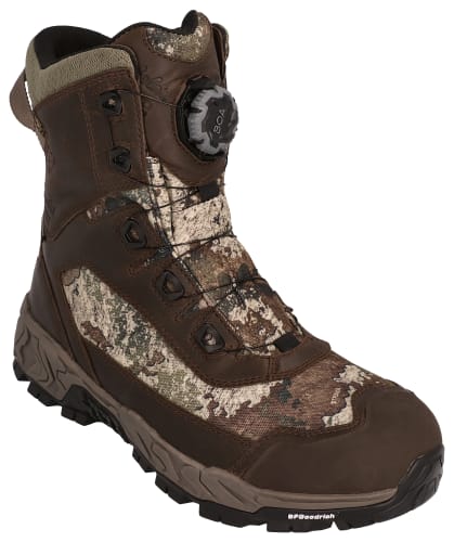 Cabela display picture 2