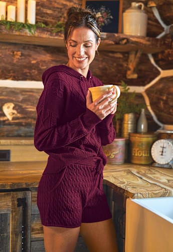 Natural Reflections Cable Sweater Shorts for Ladies