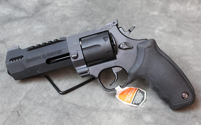 Taurus ~ Raging Bull ~ .44 Mag | Bass Pro Shops