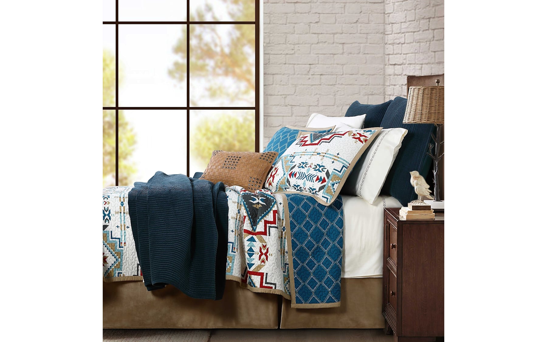 HiEnd Accents Spirit Valley Quilt - Thumbnail 2