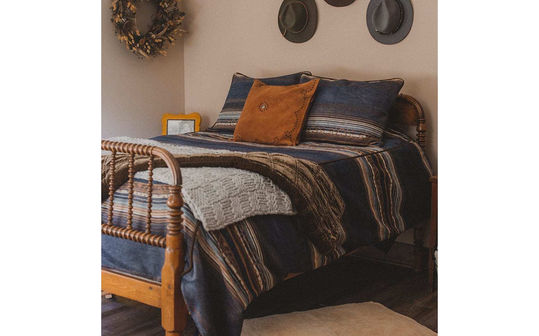 HiEnd Accents Western Suede Pillow - Thumbnail 4