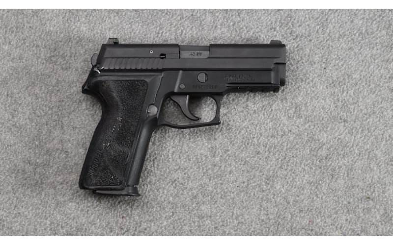SIG Sauer ~ P229 ~ .40 S&W | Mack's Prairie Wings