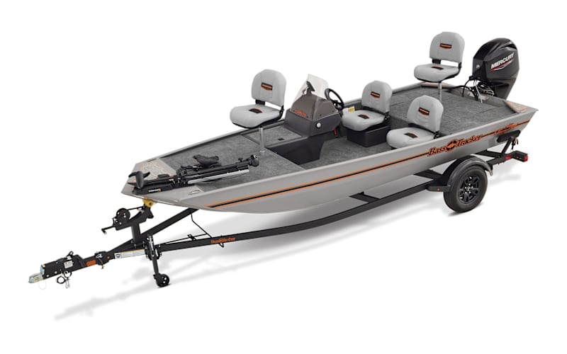 2027 TRACKER BASS TRACKER CLASSIC LIMITED | Mack's Prairie Wings