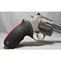 Taurus ~ Raging Bull ~ .44 Magnum | Mack's Prairie Wings