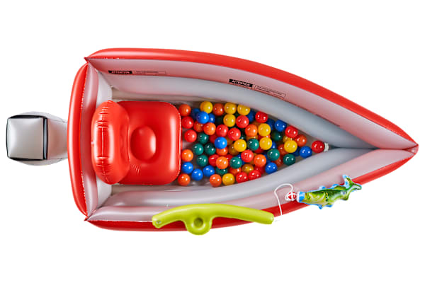 Bass Pro Shops Tracker Boat Ball Pit