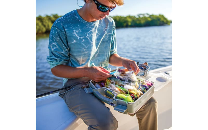a popper fishing lure Rebel Pop-R Topwater Popper