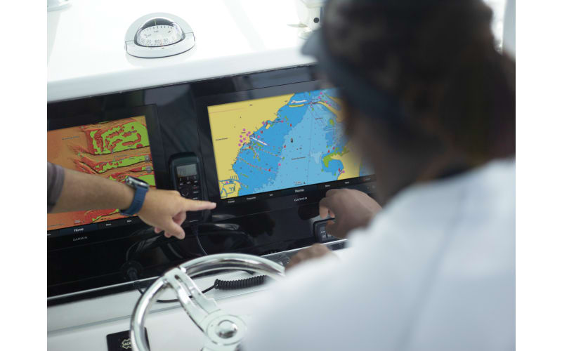 Garmin GPSMAP Touch Screen Fish Finder Chart Plotter Combo with Mapping and Sonar Cabela s