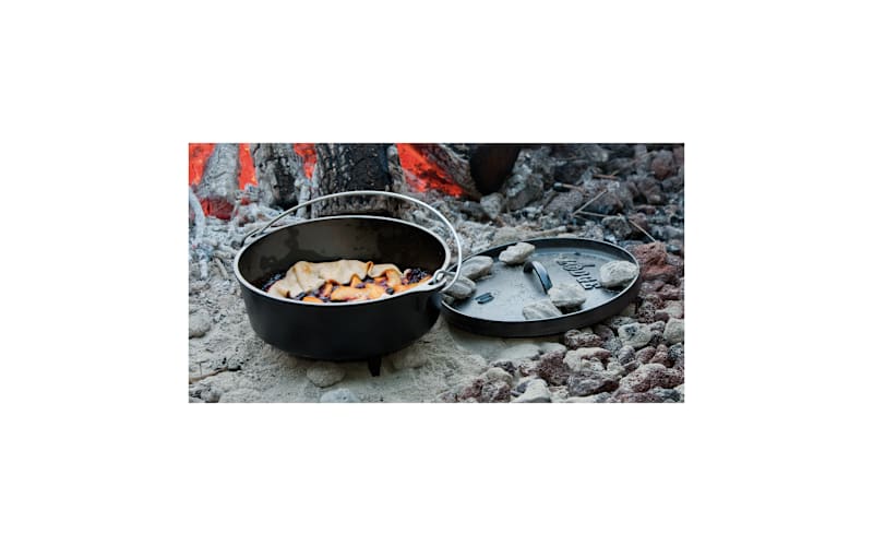 Lodge® Cast Iron Quart Camp Dutch Oven Bass Pro Shops Canada