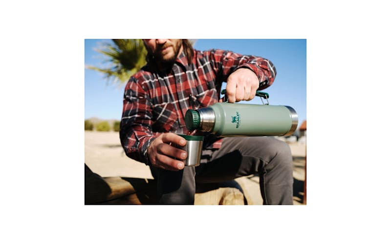 Stanley® Classic Vacuum Bottle - 1.4 Litre | Bass Pro Shops Canada