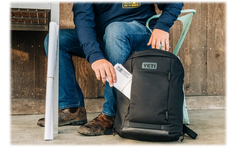 Yeti daypack store